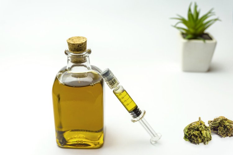 Huile de CBD : ce qu’il faut savoir avant d’en&nbsp;acheter