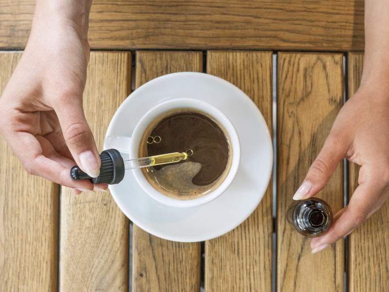 L’huile de CBD : quels en sont les bienfaits et comment la consommer&nbsp;?